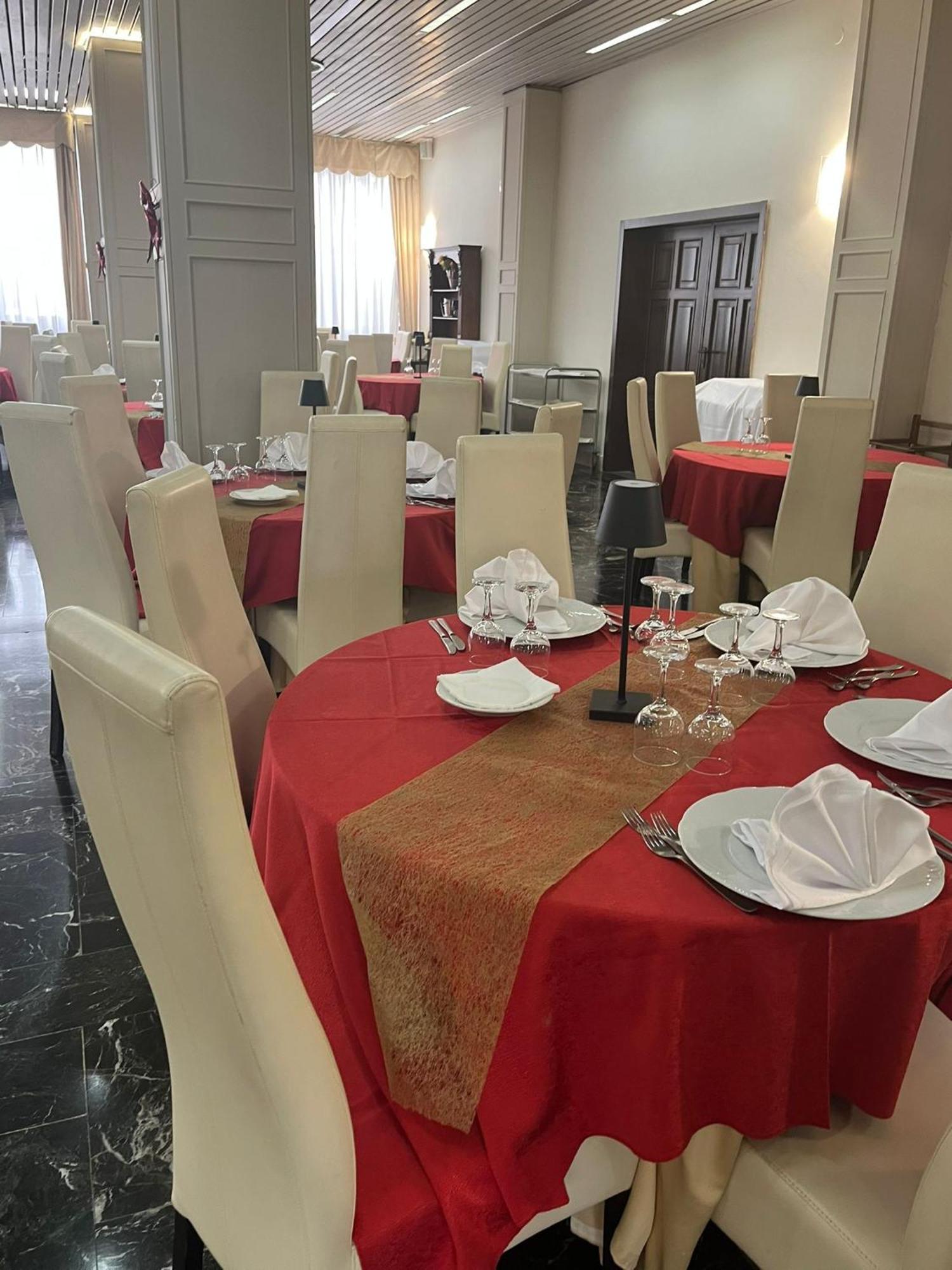Pisani Hotel San Nicola La Strada Εξωτερικό φωτογραφία