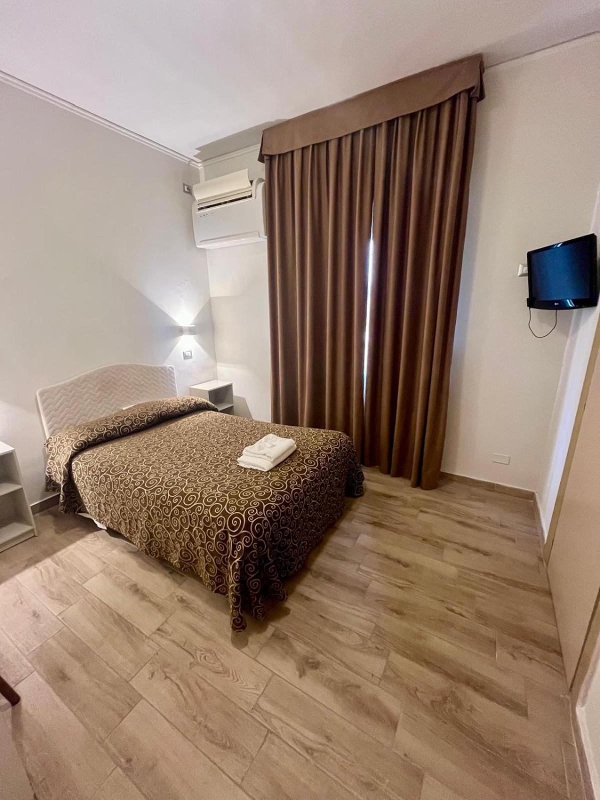 Pisani Hotel San Nicola La Strada Εξωτερικό φωτογραφία