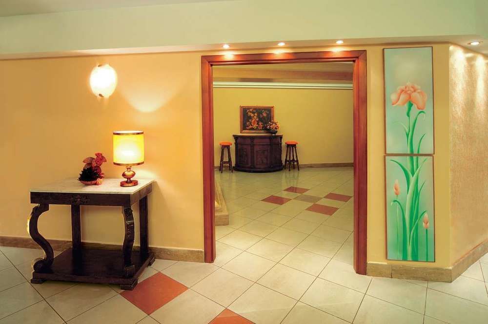 Pisani Hotel San Nicola La Strada Εξωτερικό φωτογραφία
